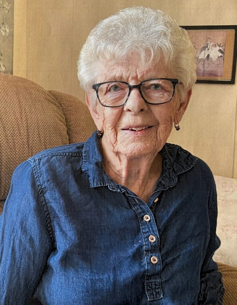 Photo of Muriel Irene McCabe (nee MacRae)