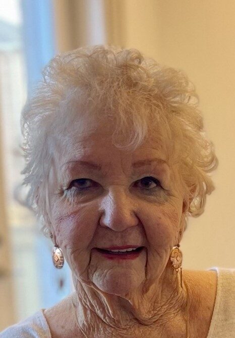 Photo of 09 Apr Beverley Joyce Mills (n. Green)