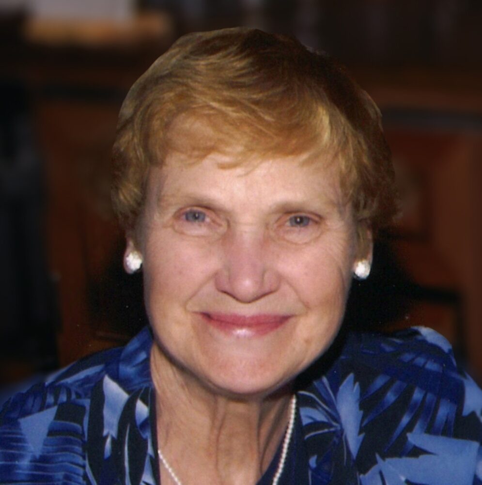 Photo of Carol Mae (née Hollands) ROACH