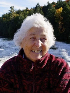 Photo of Betty (née Malleck) LAW