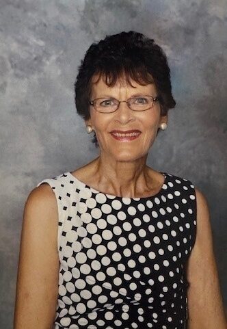 Photo of Marjorie Vietta (Hoggart) McMaster