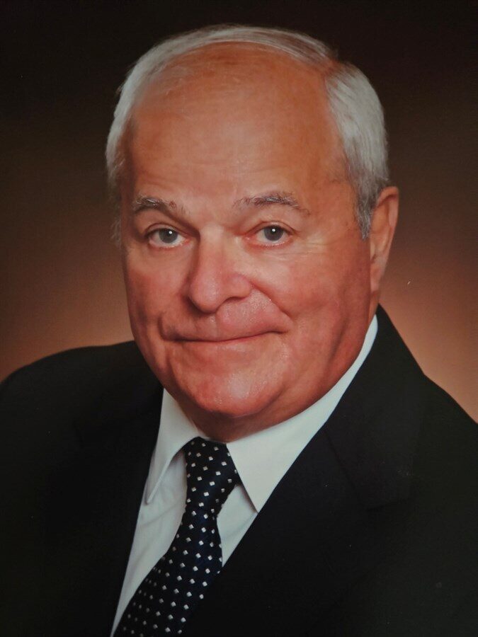 Photo of LAURENCE (LAURIE) BENNETT