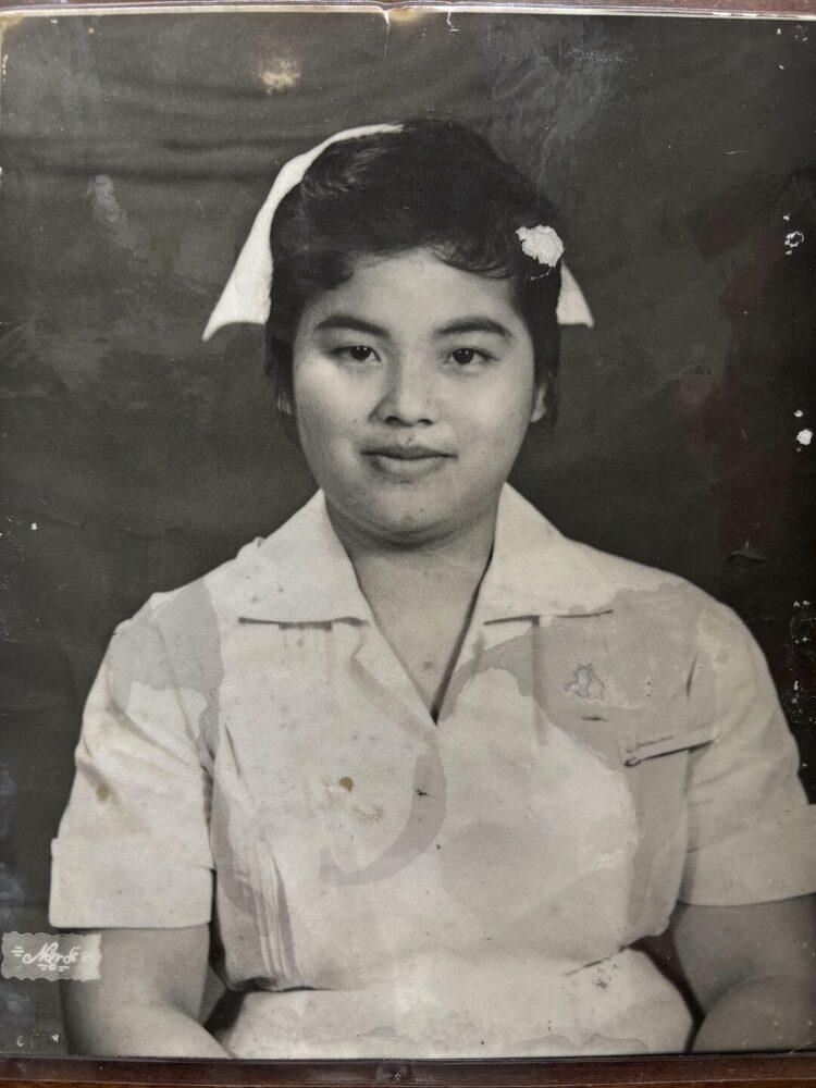 Photo of Flora RICHARDSON
