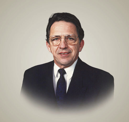 Photo of T.R. (Bob) McBride