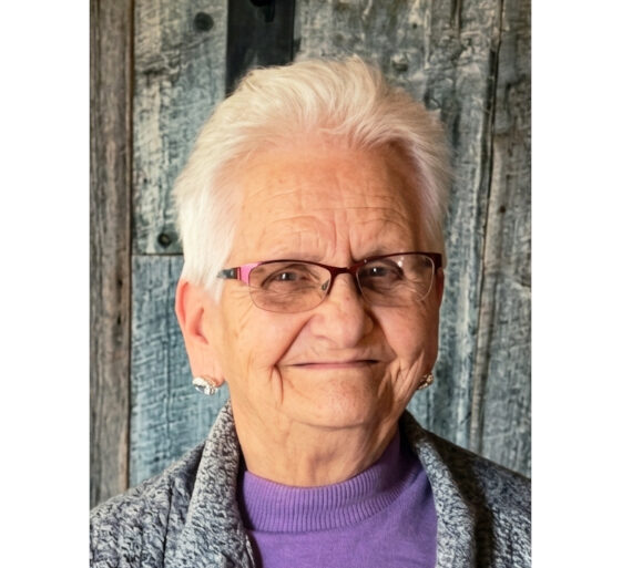 Photo of Marilyn Joan HILLMAN