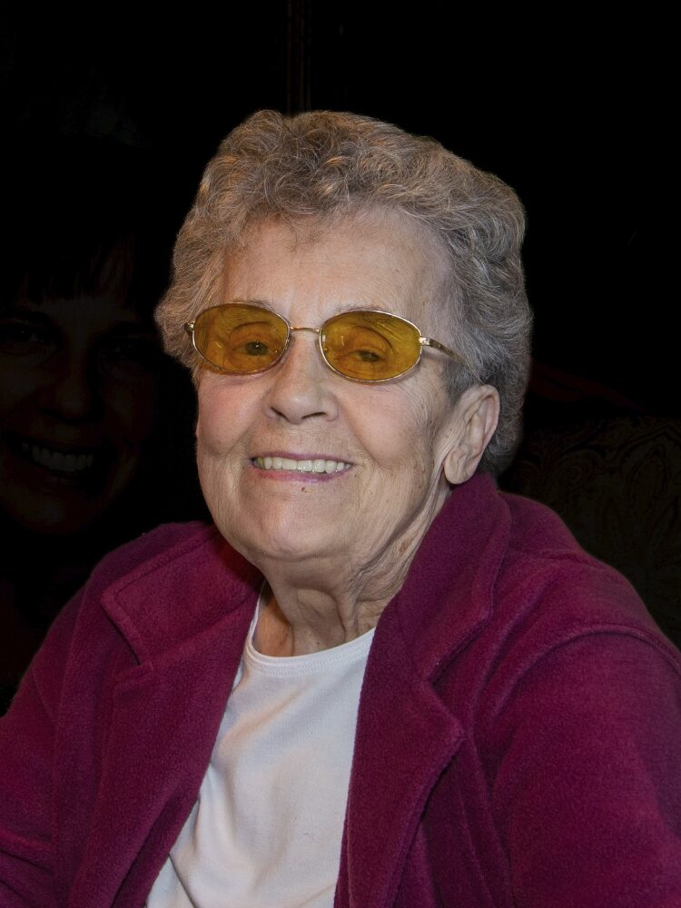 Photo of Isabel (née Mececkas) SKREBUTENAS