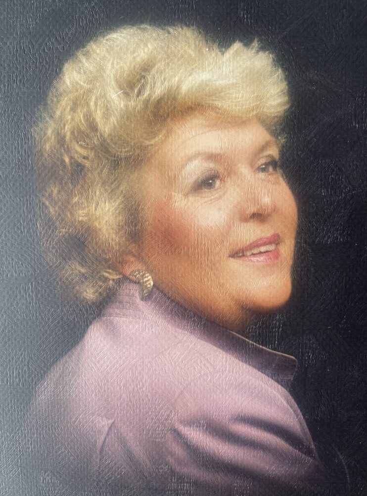 Photo of Nora GAUVREAU
