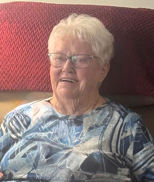 Photo of Evelyn May (née Barker) GOODINGS