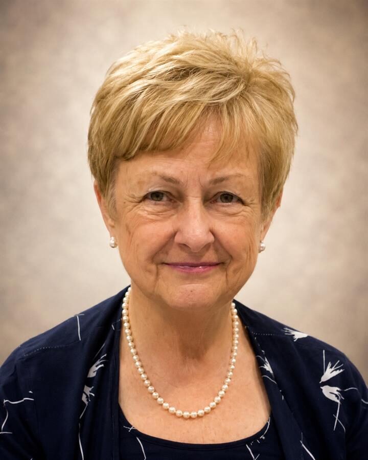 Photo of Lorraine Doris BAYLISS