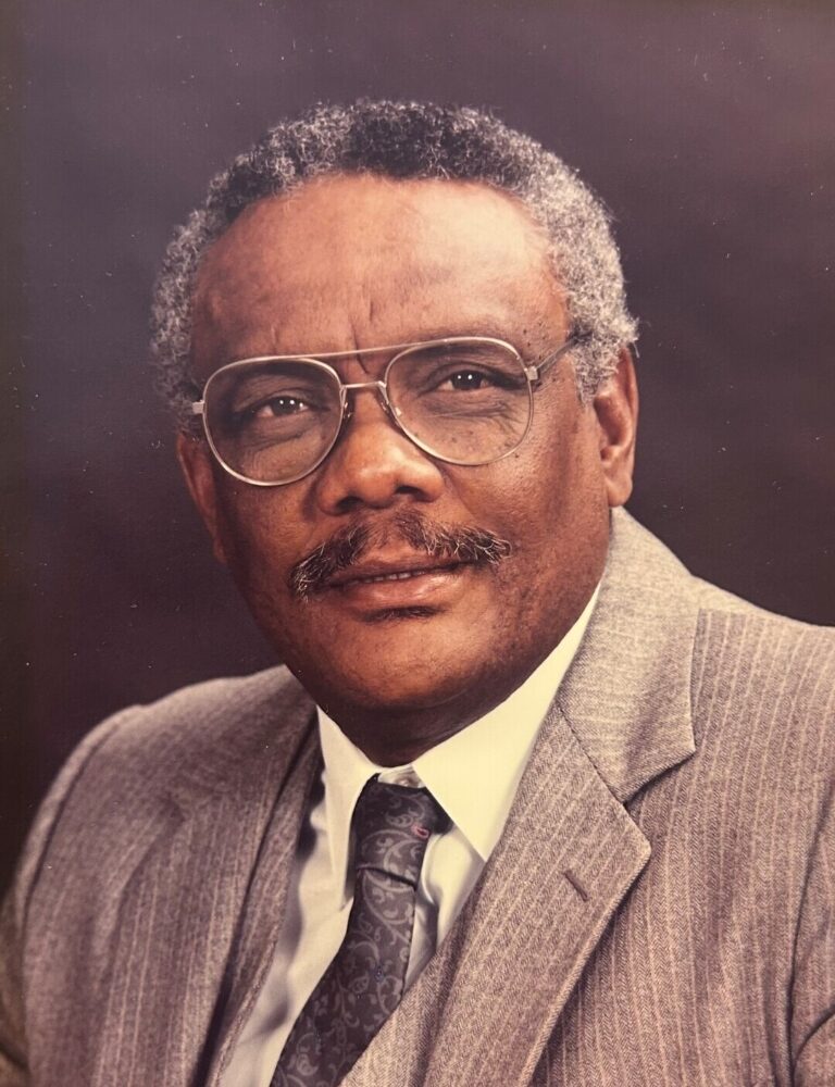 Photo of Lloyd VERNON