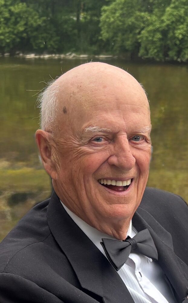 Photo of C. Michael 'Mike' ENNIS