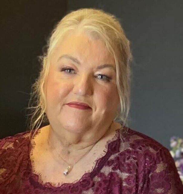 Photo of Lynda Louise STRINGFELLOW