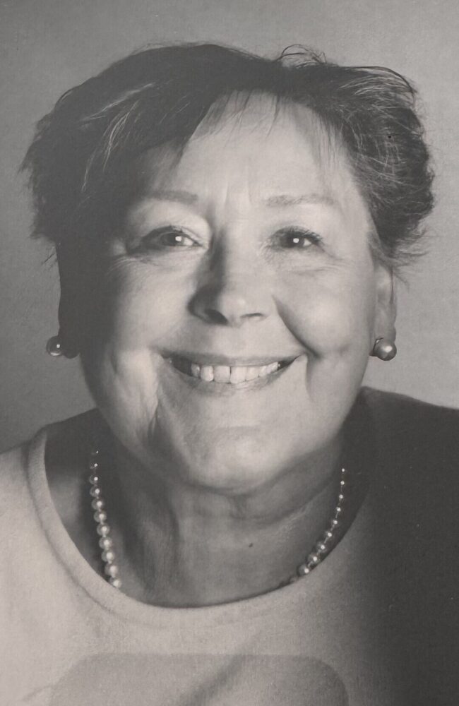 Photo of Margaret Elizabeth "Liz" (nee. Blyth) McRAE