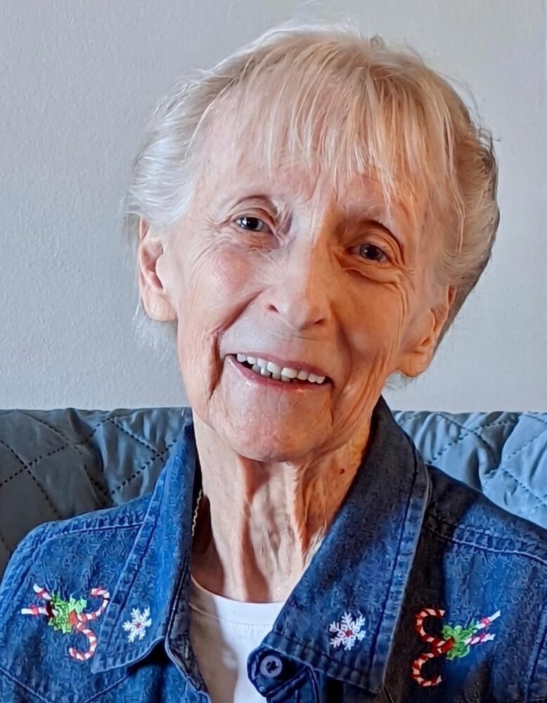 Photo of Marian Eileen Porter (nee Roth)