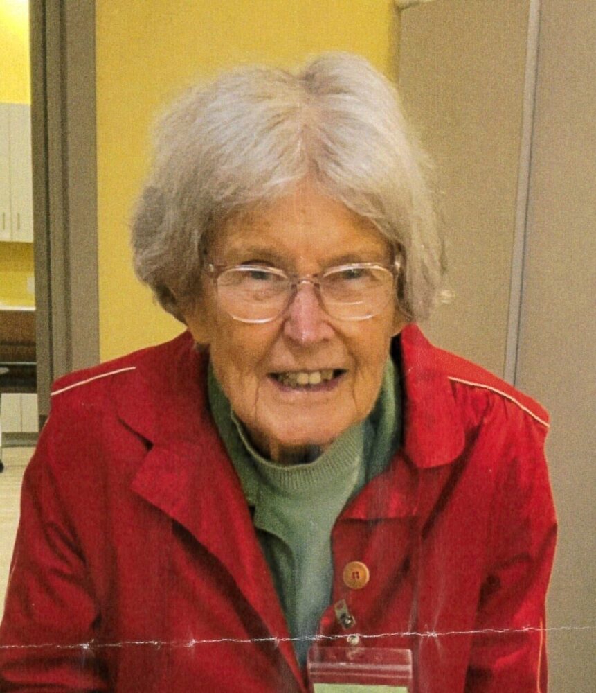 Photo of Edna Suzanne ROBERTSON