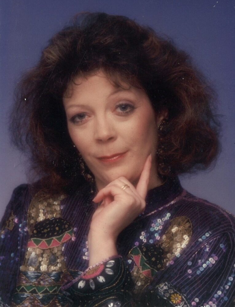 Photo of Robin Leslie (nee Dobney) HOWARD