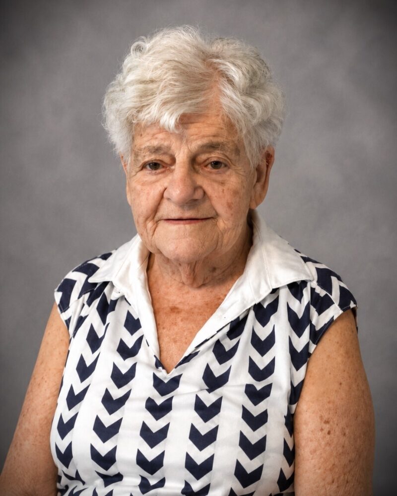 Photo of Maria "Mary" KOLDENHOF (nee Van De Wall)