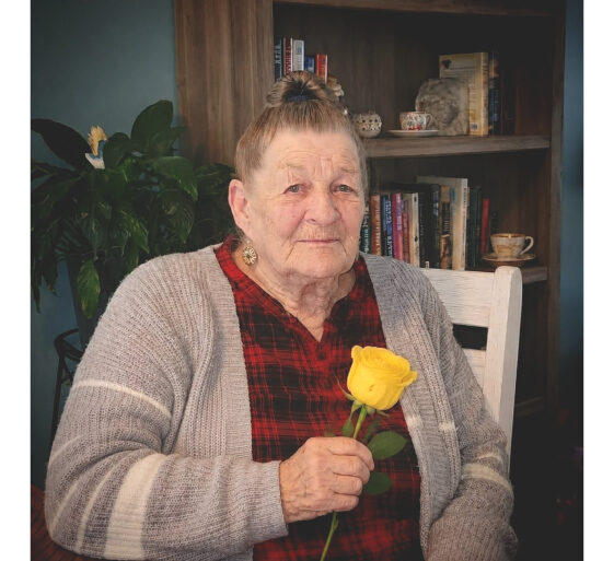Photo of Marlene Florence (nee Snivley) DUNN