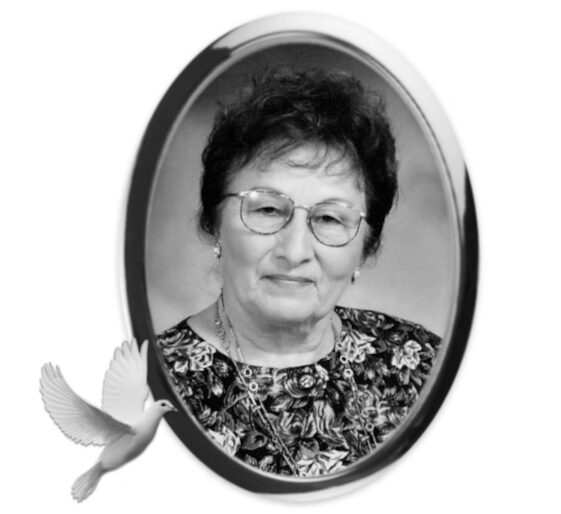 Photo of Agnès (née Taylor) LAMOTHE