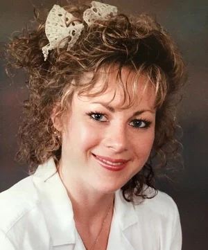 Photo of Linda Kouise (nee Book) TIERNEY