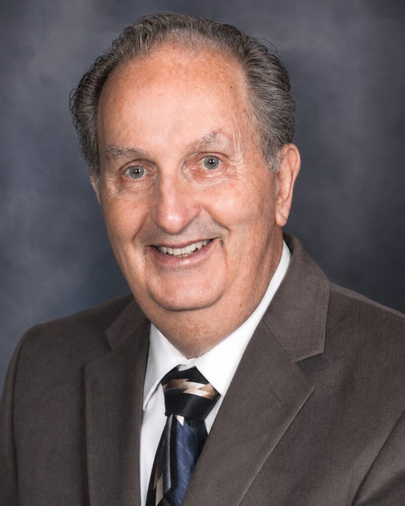 Photo of William "Bill" Sr. HOLMES