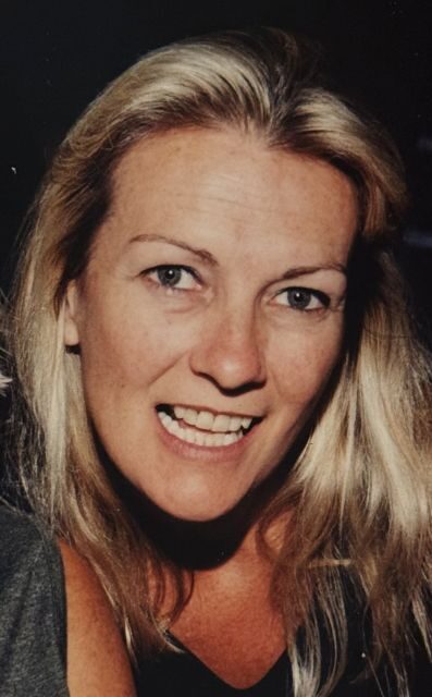 Photo of Elaine MORRISON