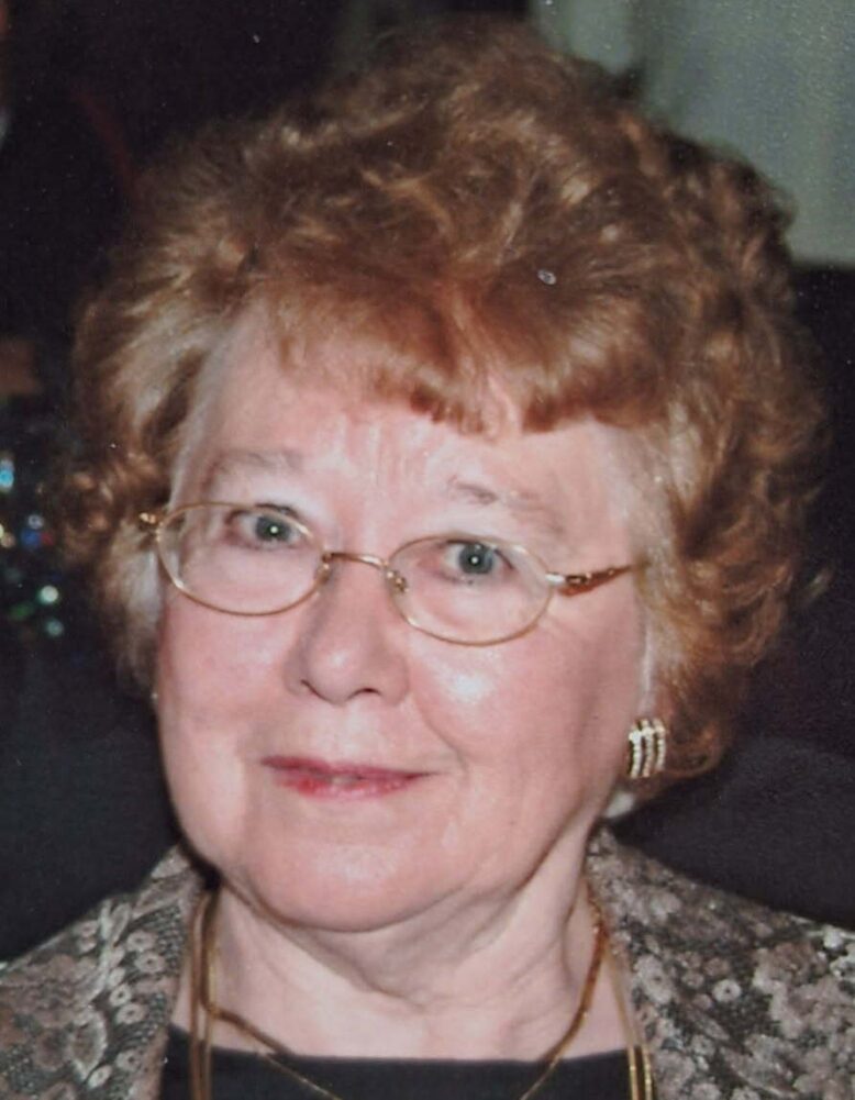 Photo of Isabell P. (nee Bolton) RYLOTT (Issy)