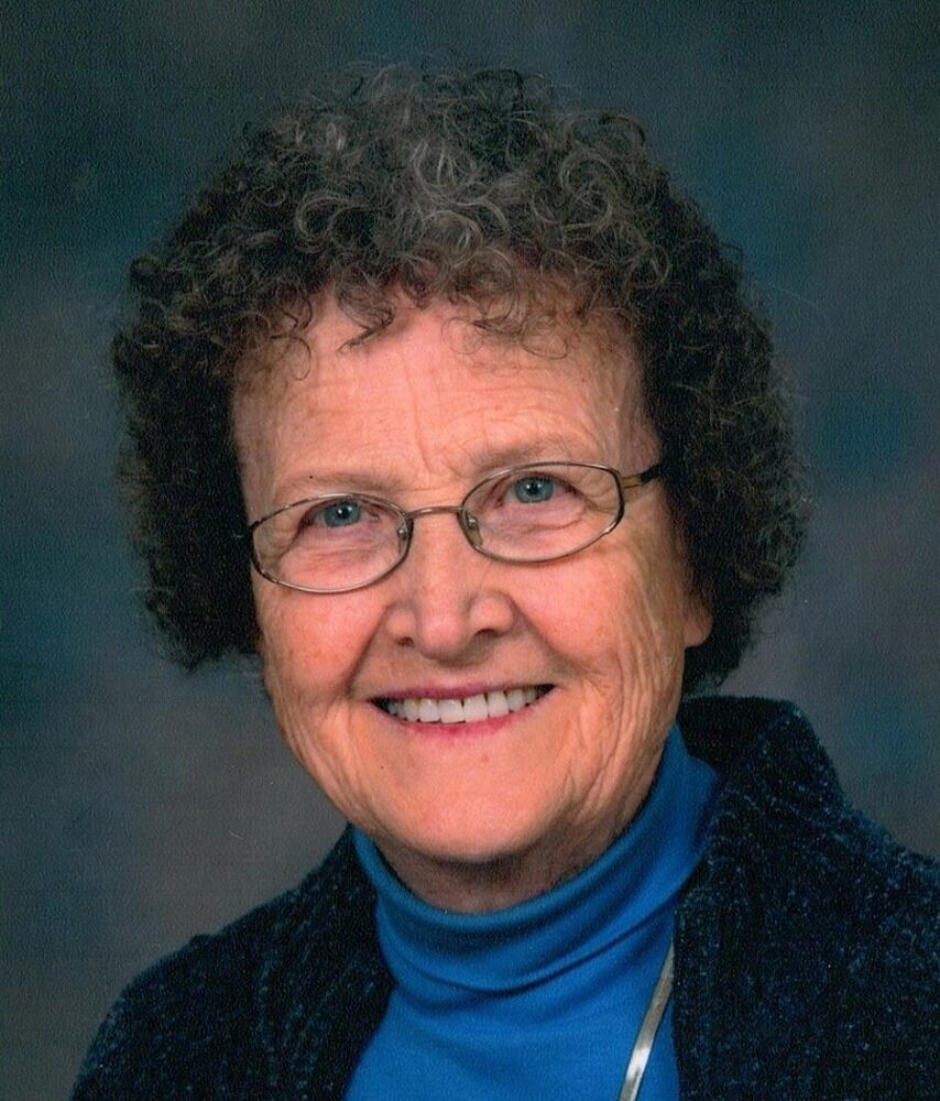 Photo of Mabel "Maizie" Lillian (née Scott) MOSHER