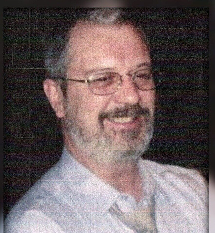 Photo of Charles Robert "Chuck" HILL