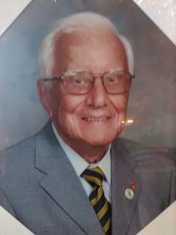 Photo of Robert Bruce "Bob" HOOVER