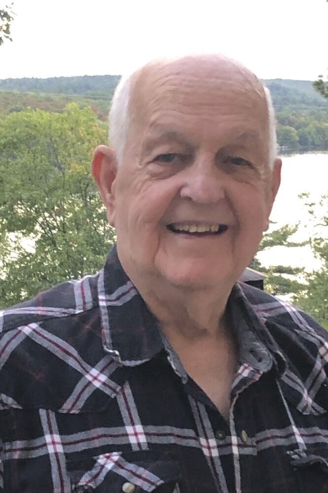 Photo of Lawrence THETRAULT