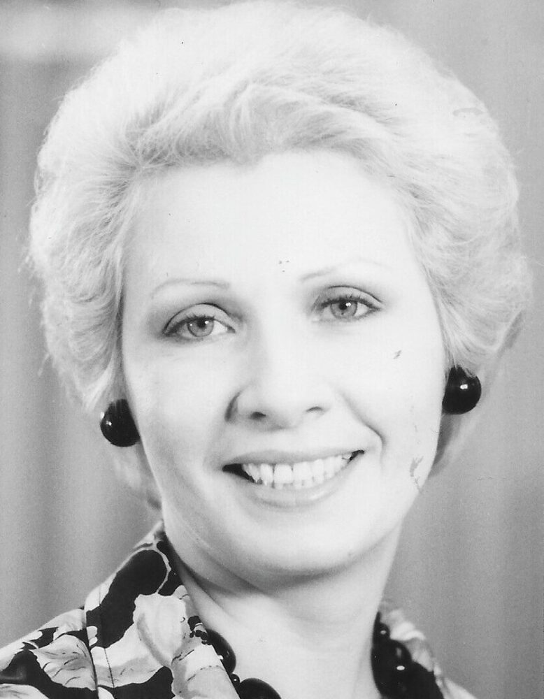 Photo of Mrs. Mirelle Dagenais-Carnell