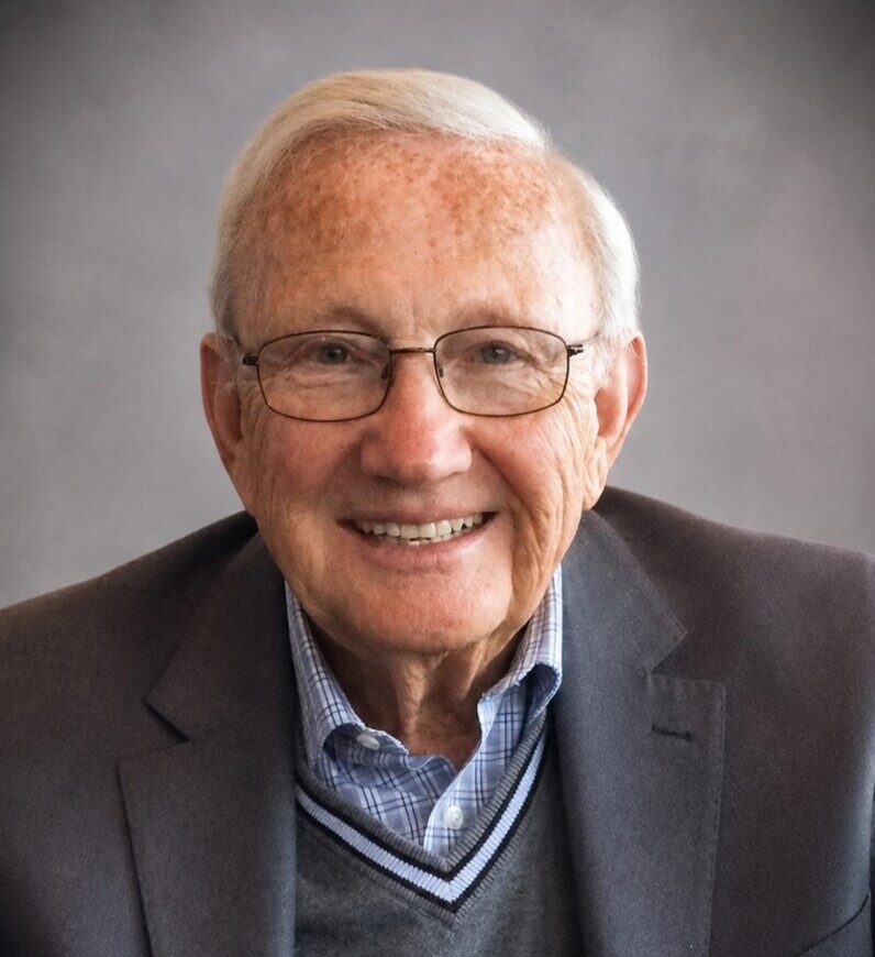 Photo of Dr. Douglas Robert BLEW