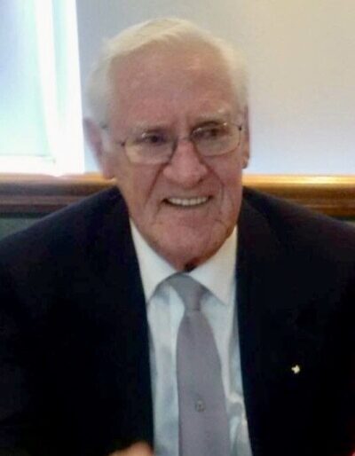 Photo of Kenneth James Sirett (Ken)