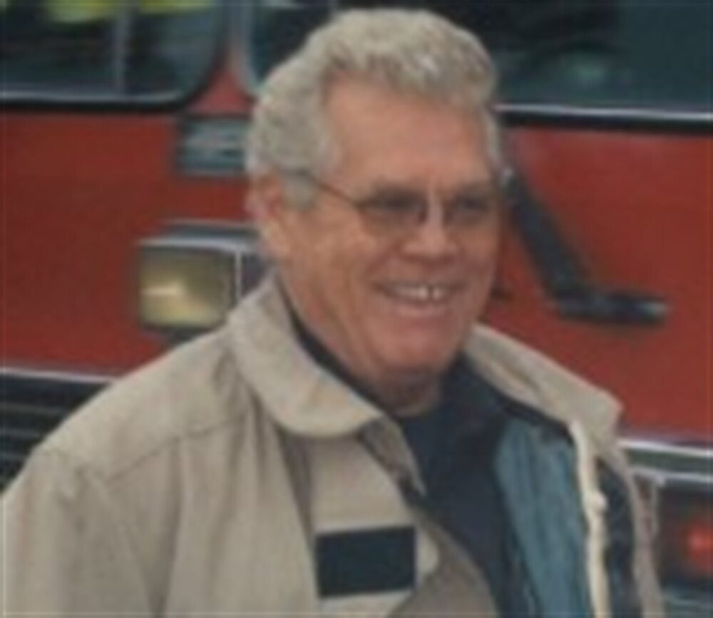 Photo of ROBERT "VIC" YOUNTZ