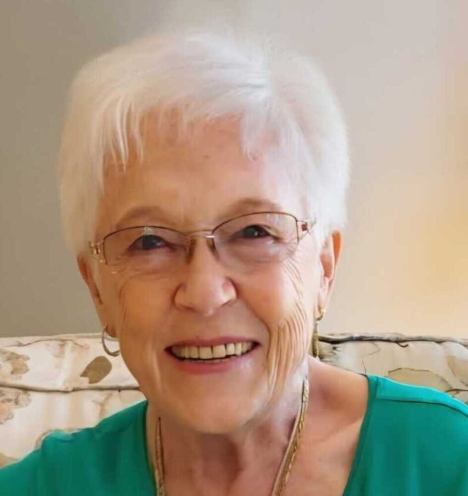 Photo of (Joan) Moyra (Johnson) BIGGAR