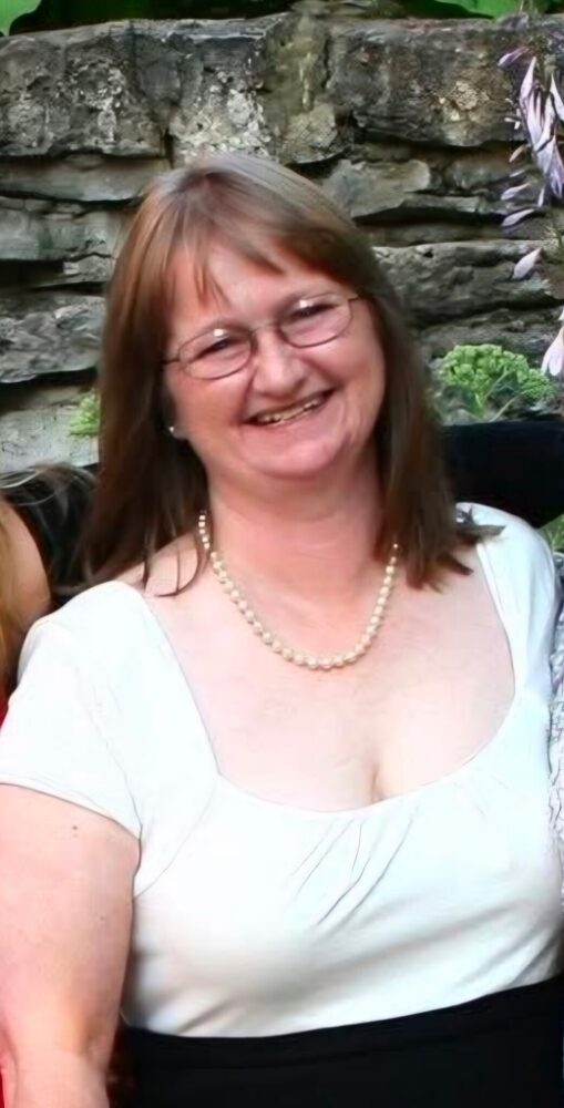 Photo of Elaine Johnstone