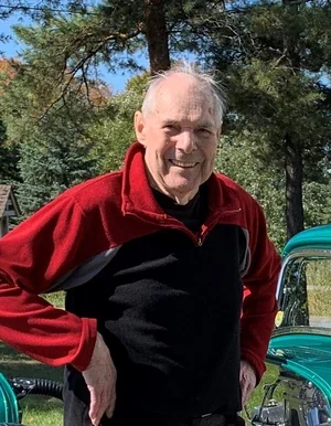 Photo of Gordon Baker (Gordie)