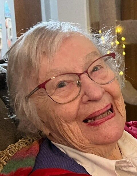 Photo of Mrs Estrid Manore