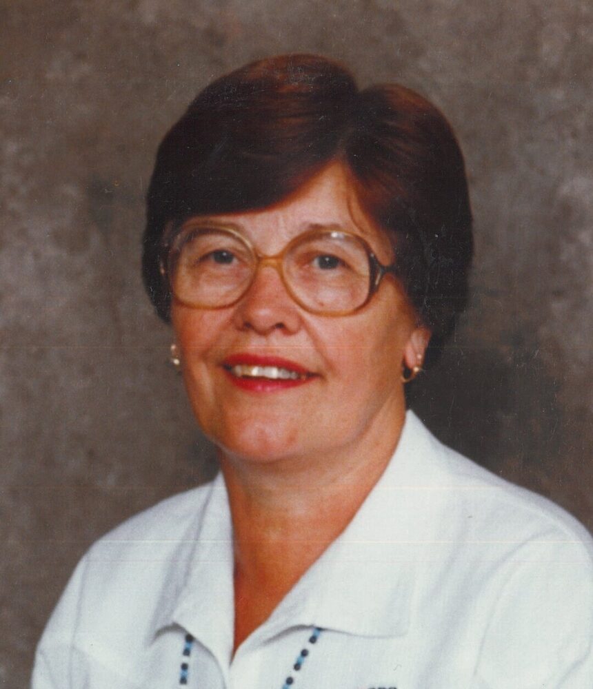 Photo of Ann HOLJAK